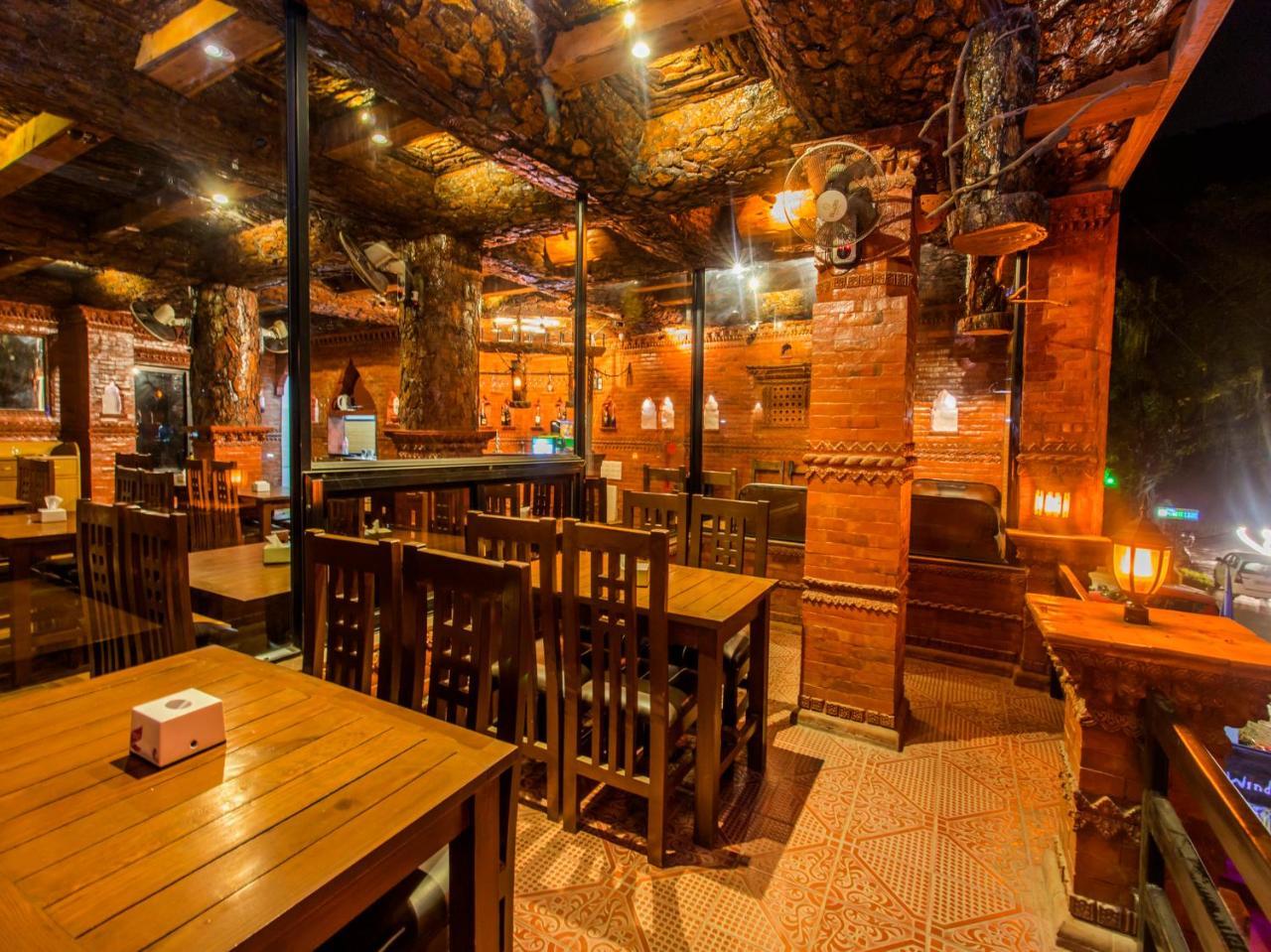 Grand Shivalaya Hotel And Restro Pokhara Zewnętrze zdjęcie