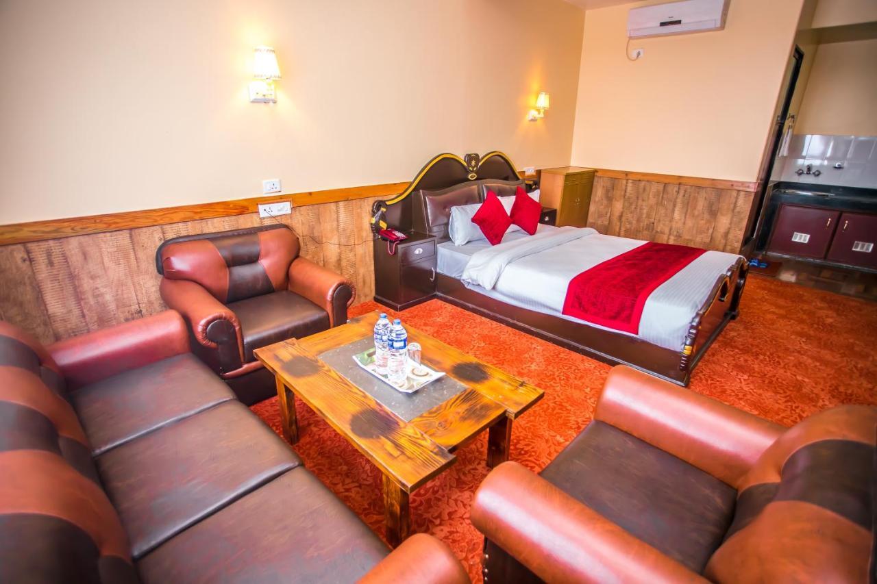 Grand Shivalaya Hotel And Restro Pokhara Zewnętrze zdjęcie