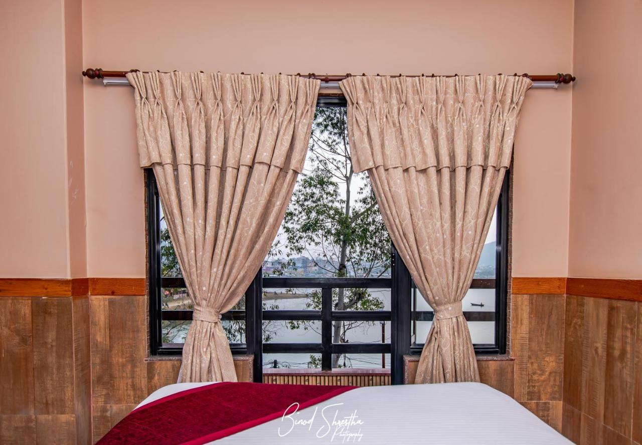 Grand Shivalaya Hotel And Restro Pokhara Zewnętrze zdjęcie