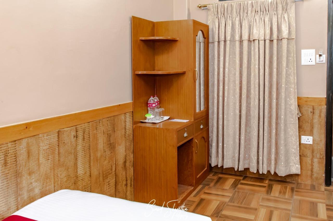 Grand Shivalaya Hotel And Restro Pokhara Zewnętrze zdjęcie
